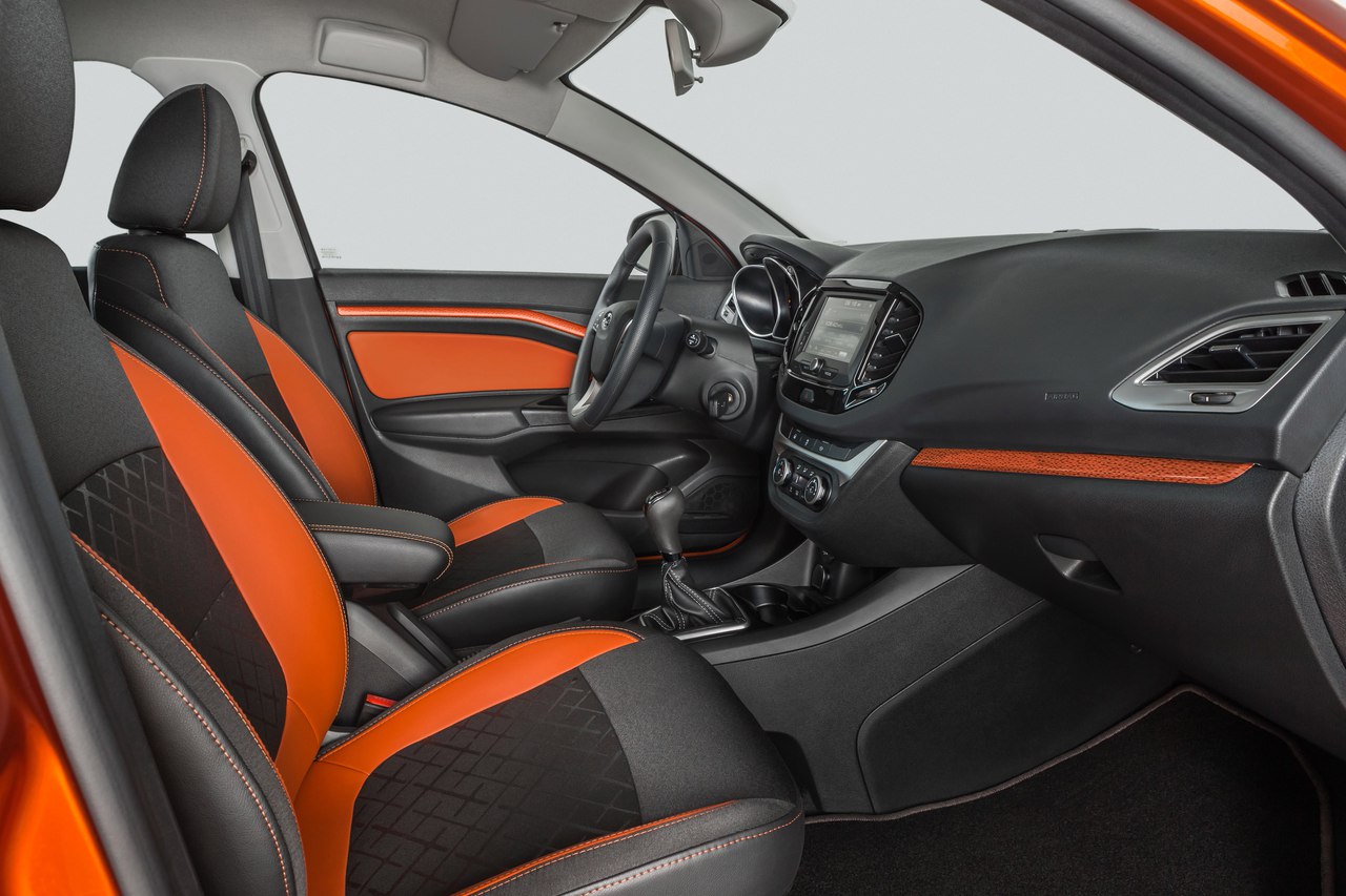 Интерьер LADA Vesta SW Cross и LADA Vesta SW